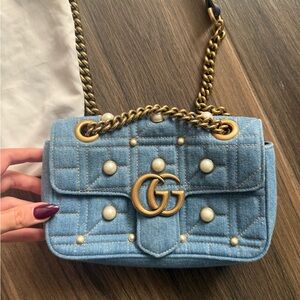 AUTHENTIC gucci Blue Quilted pearl Chain Shoulder Bag